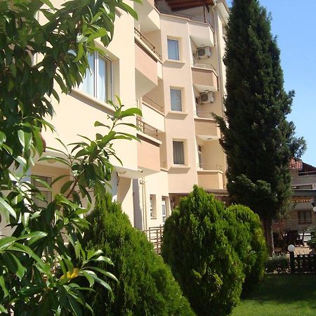 Hotel Astra Ravda Exteriör bild
